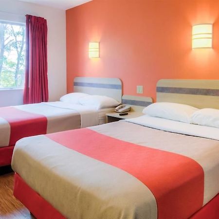 Motel 6 Kansas City, Mo - Airport المظهر الخارجي الصورة