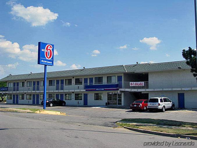 Motel 6 Kansas City, Mo - Airport المظهر الخارجي الصورة